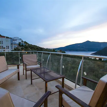 Yesil * Kalkan
